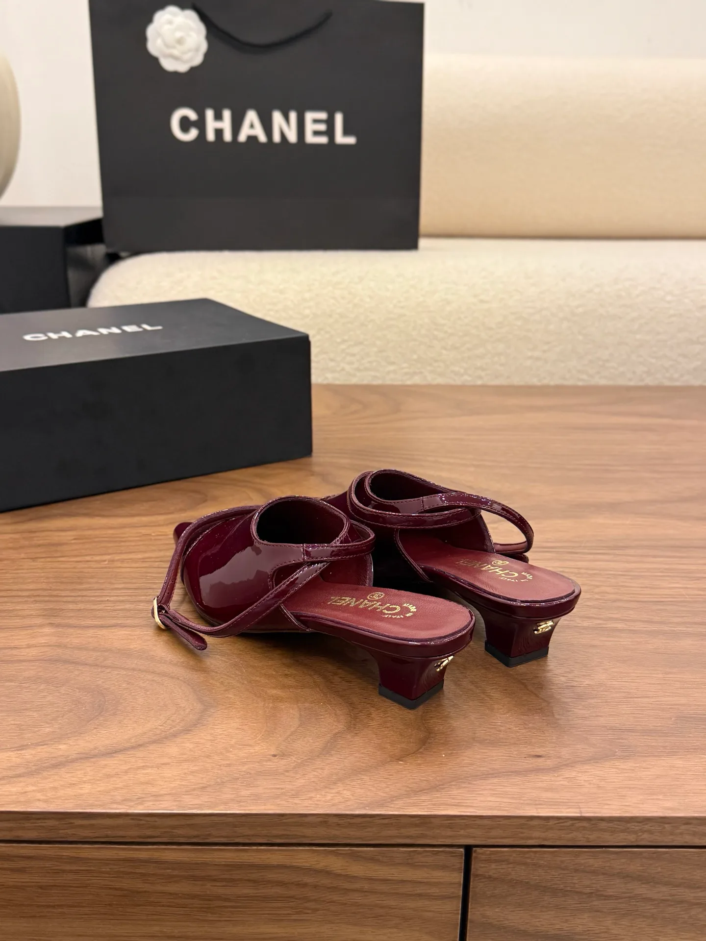 Босоножки Женские Chanel 11709261