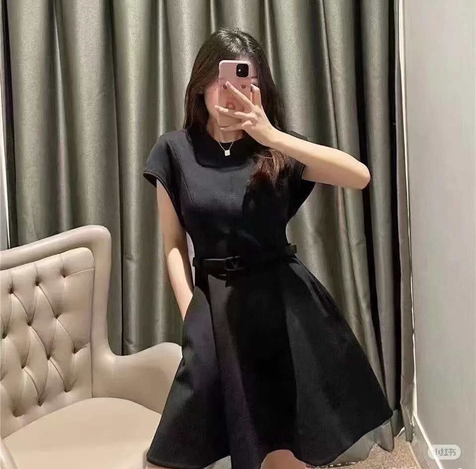 Платья Женские Valentino 17340570