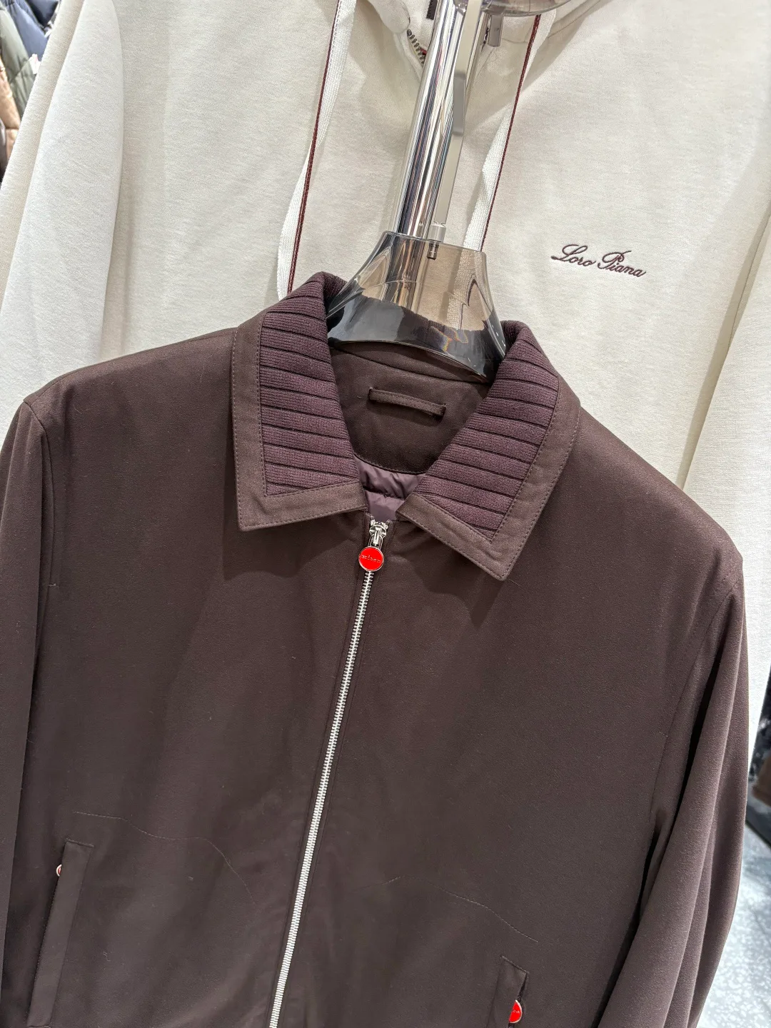 Куртки И Пуховики Мужские Kiton 1639318