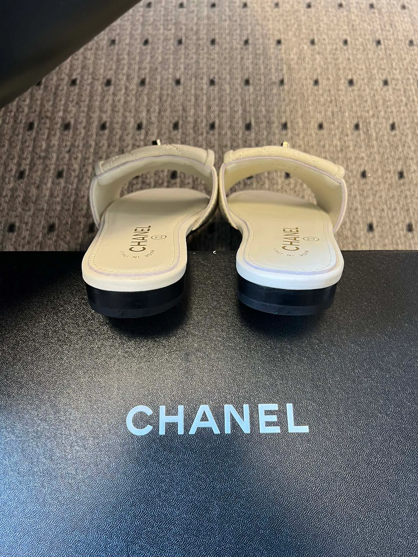 Шлепанцы Женские Chanel 5040570