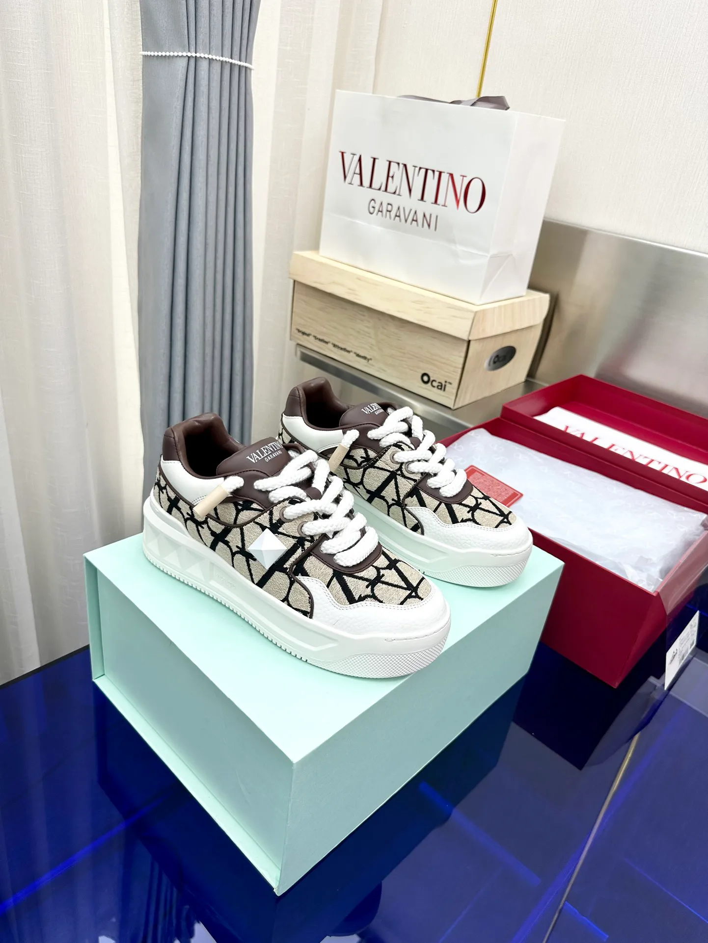 Кроссовки Женские Valentino 17948616