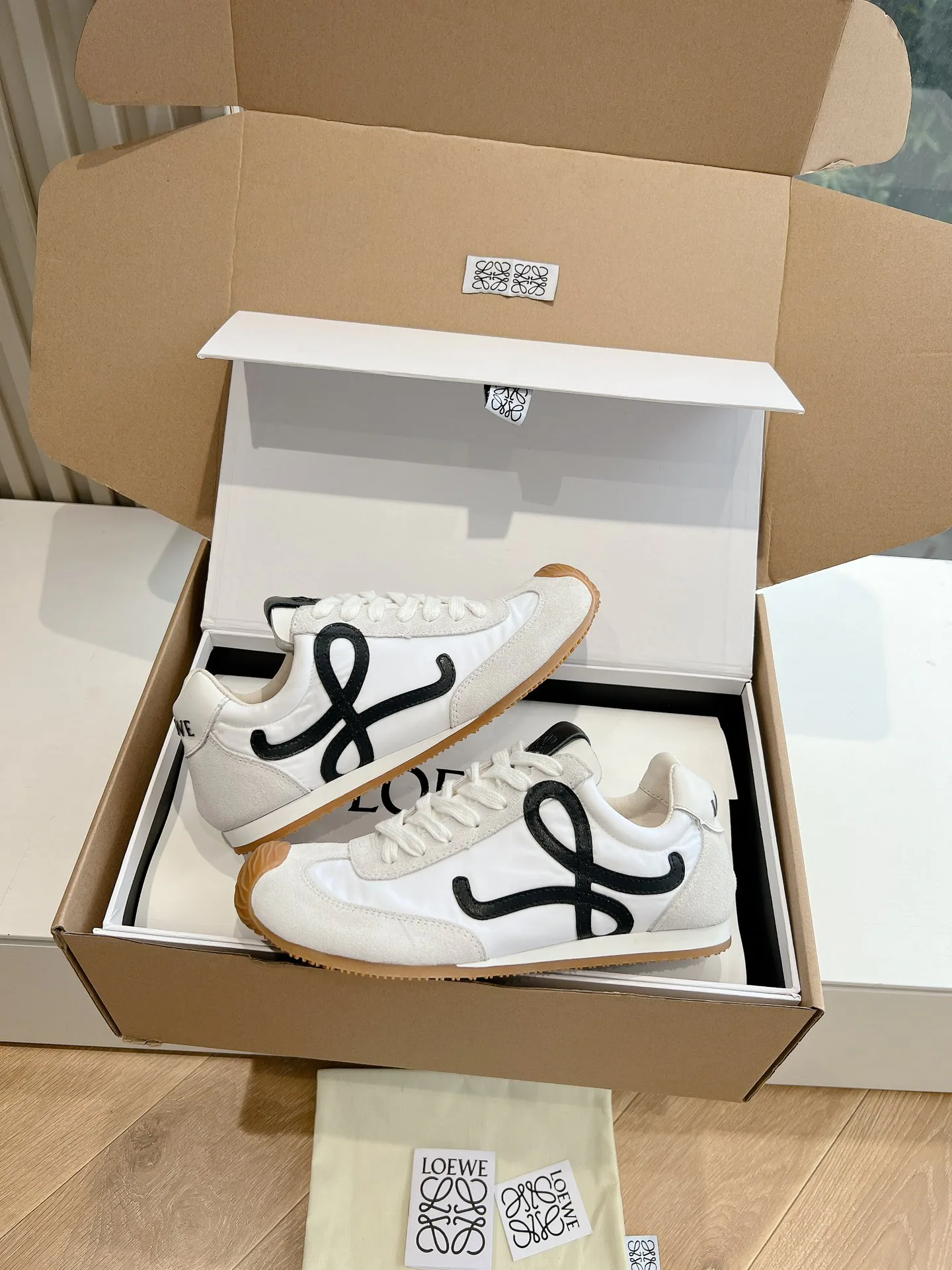 Кроссовки Женские Loewe 18427