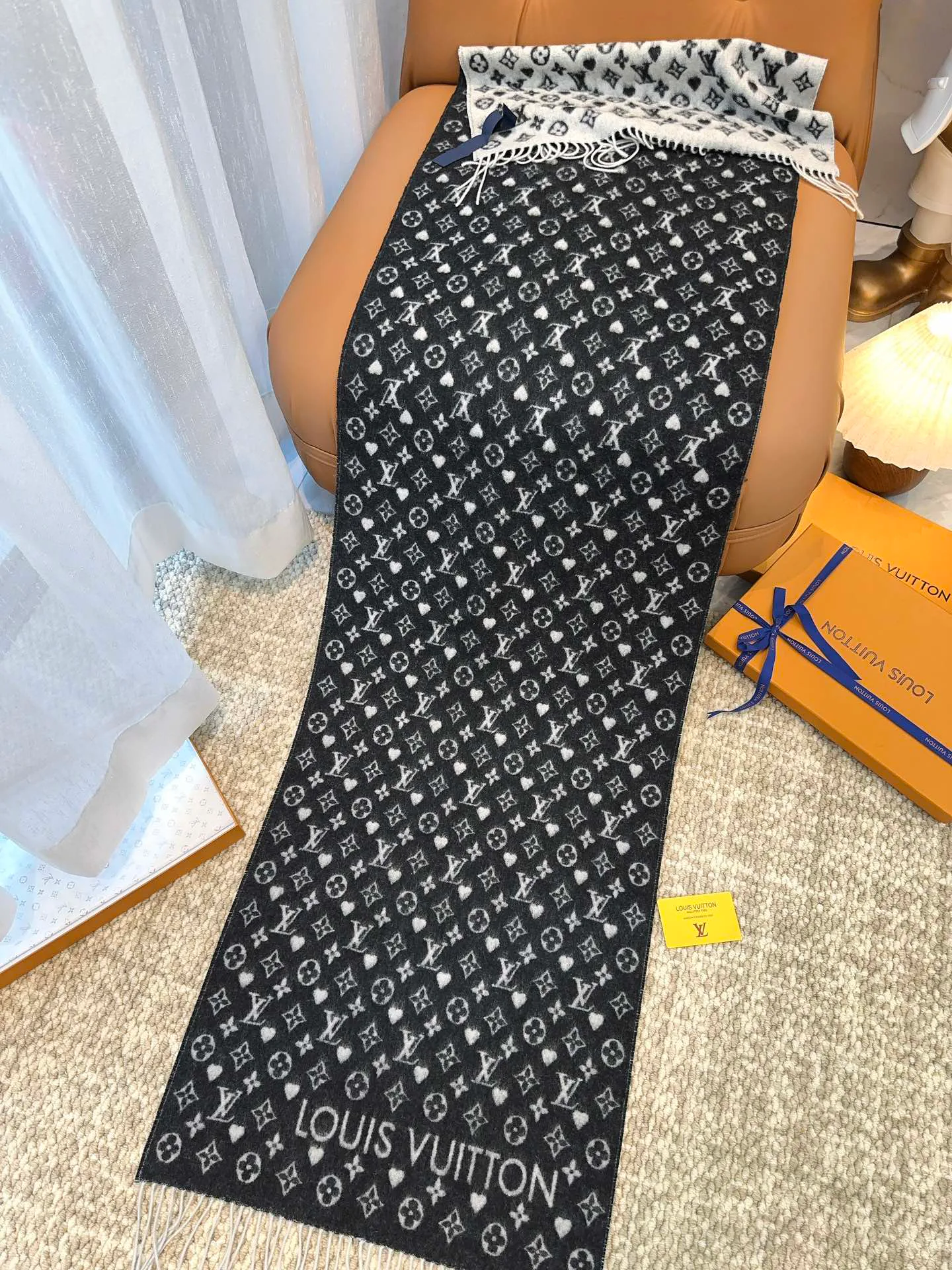 Шарфы Louis Vuitton 4427