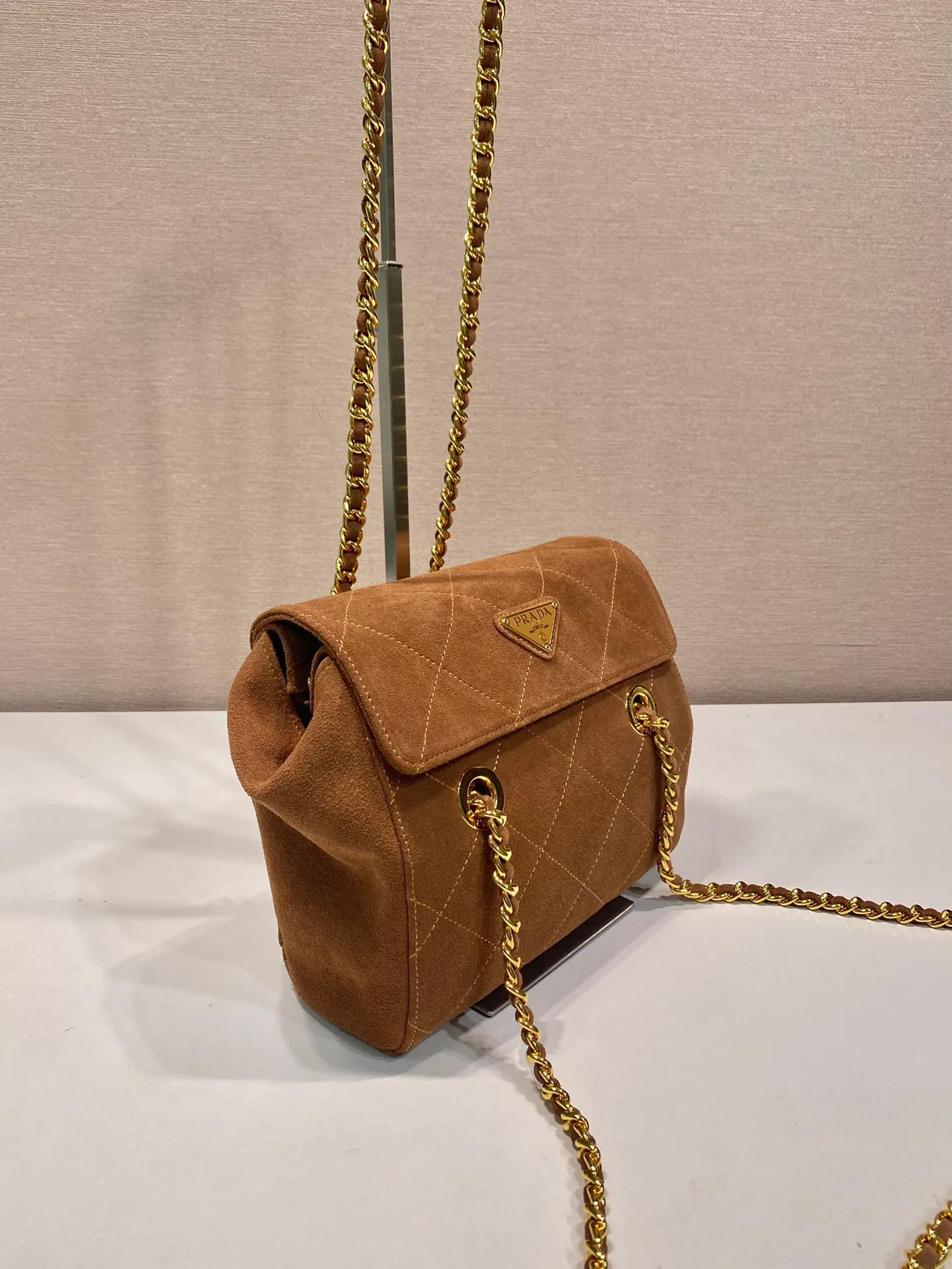 Классические Сумки Женские Prada 11336035