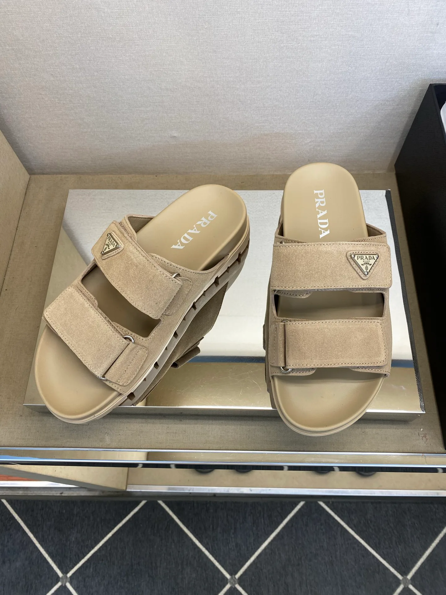 Шлепанцы Мужские Prada 15326409