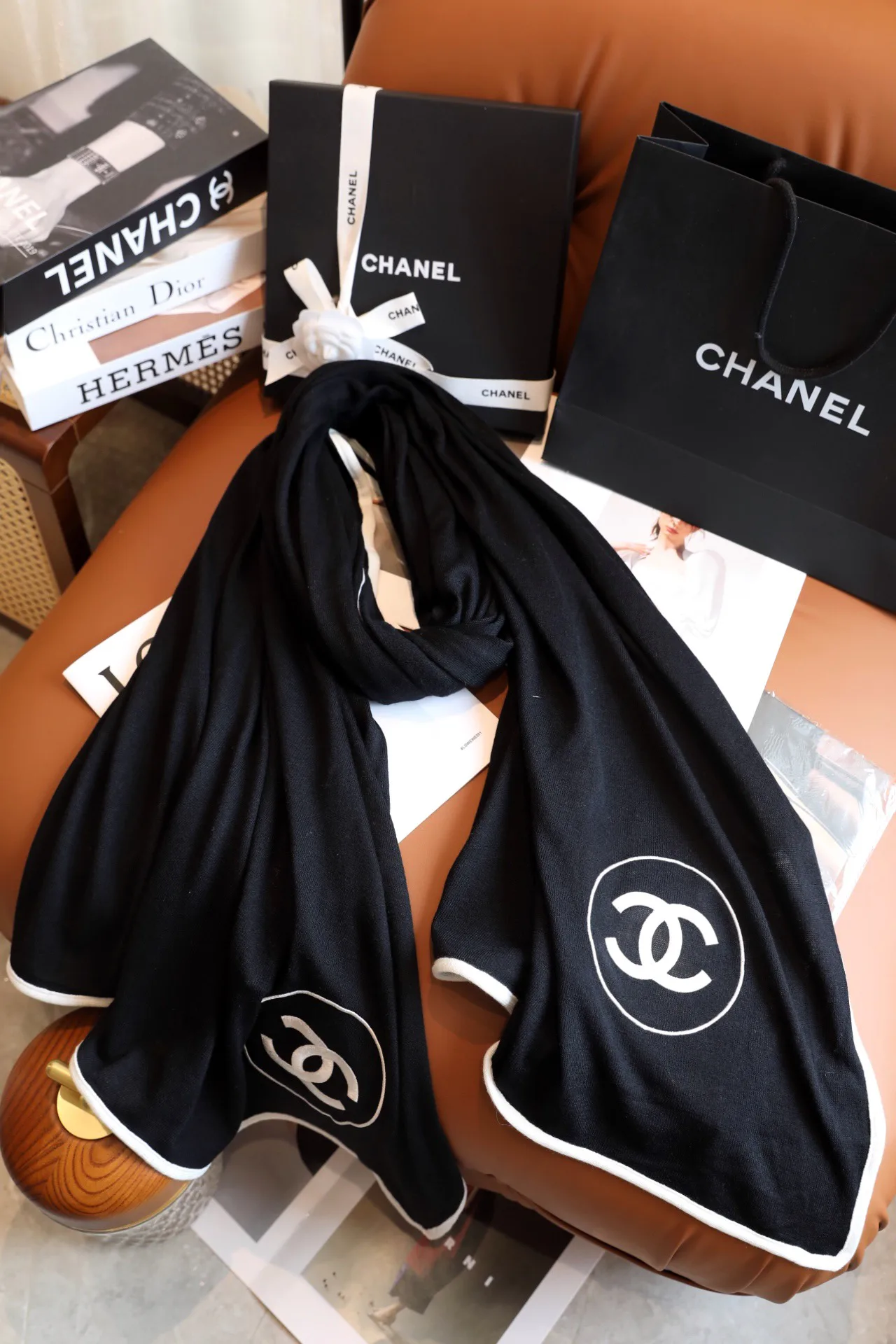 Шарфы Chanel 13478495