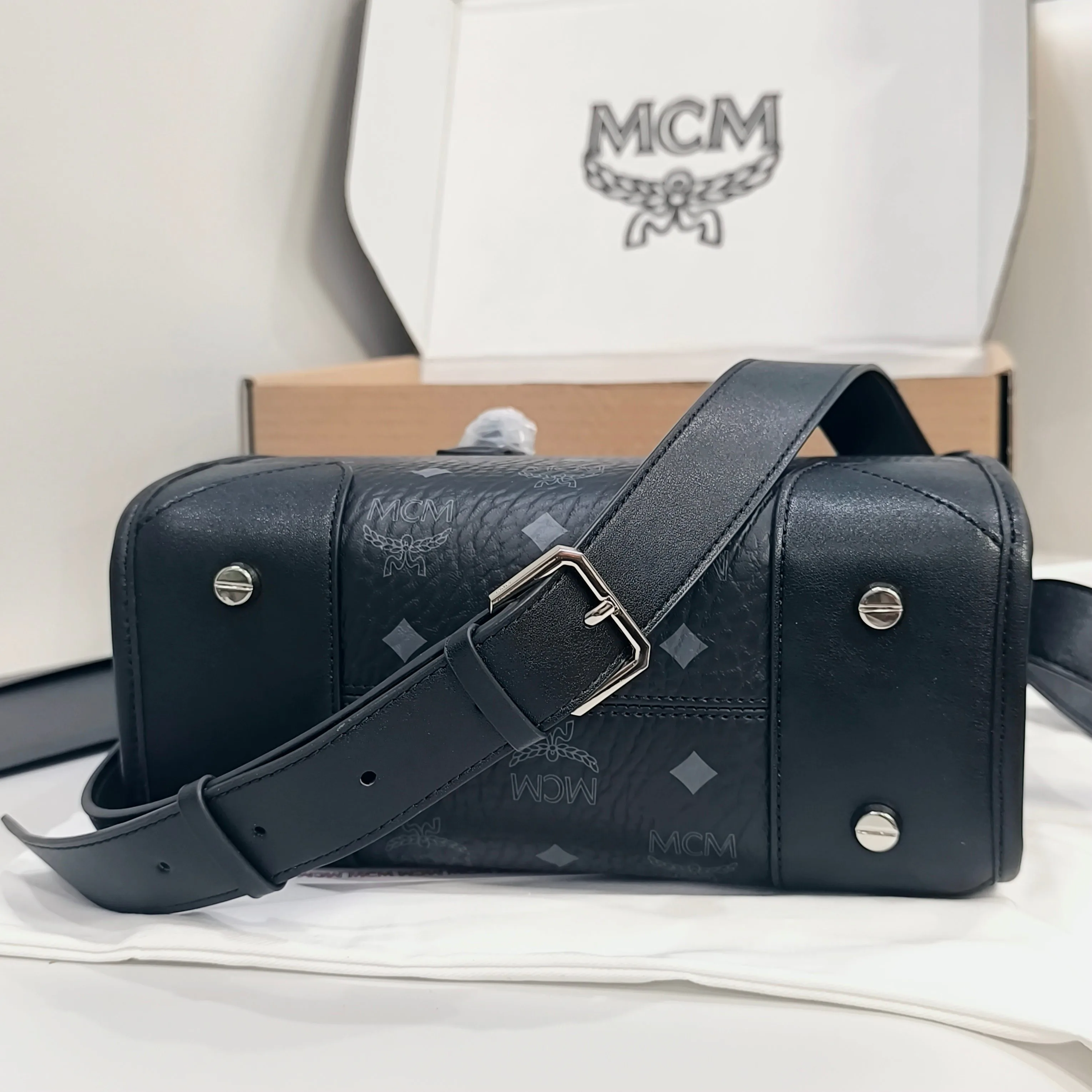 Классические Сумки Женские Mcm 18223309