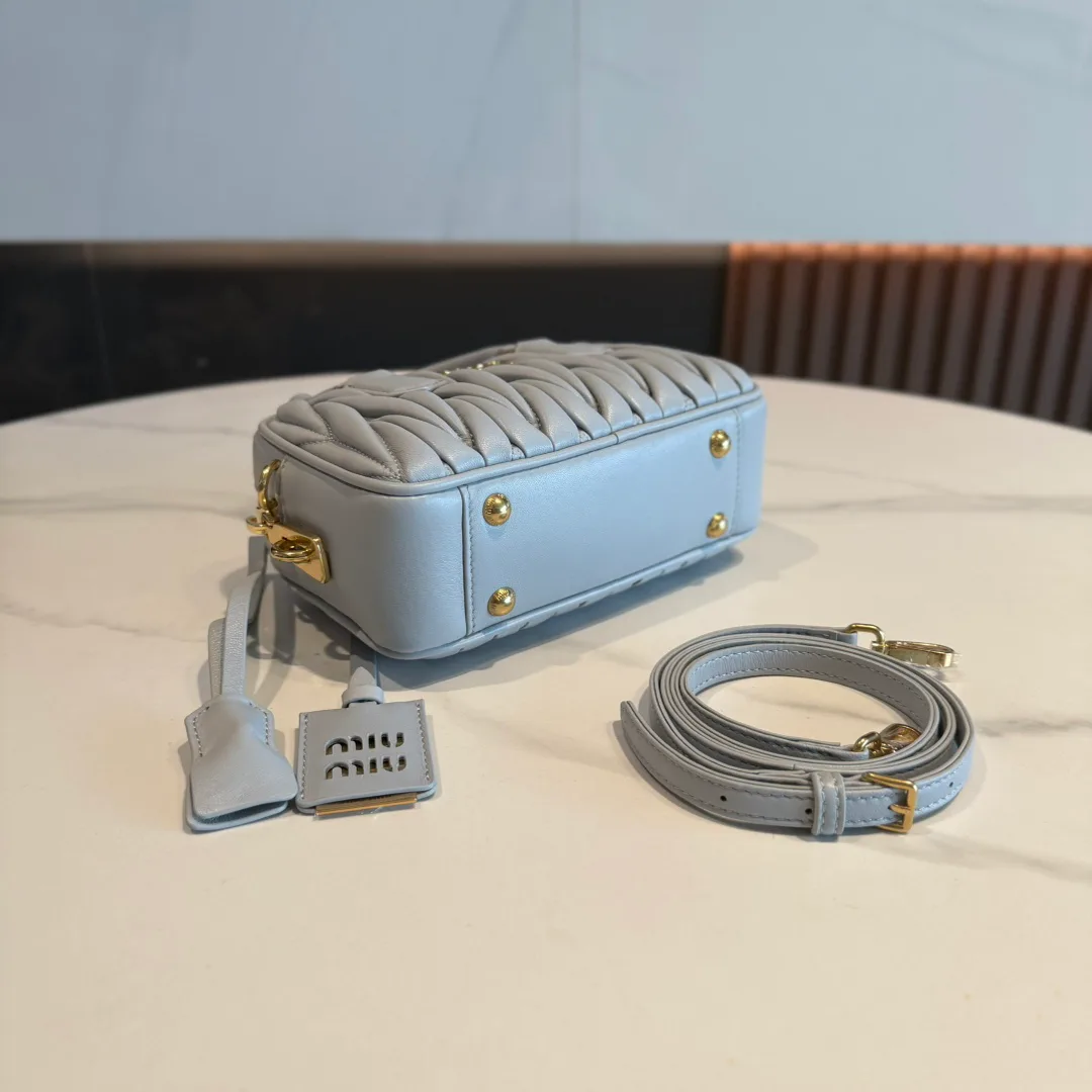 Сумки На Ремне Женские Miu Miu 111391