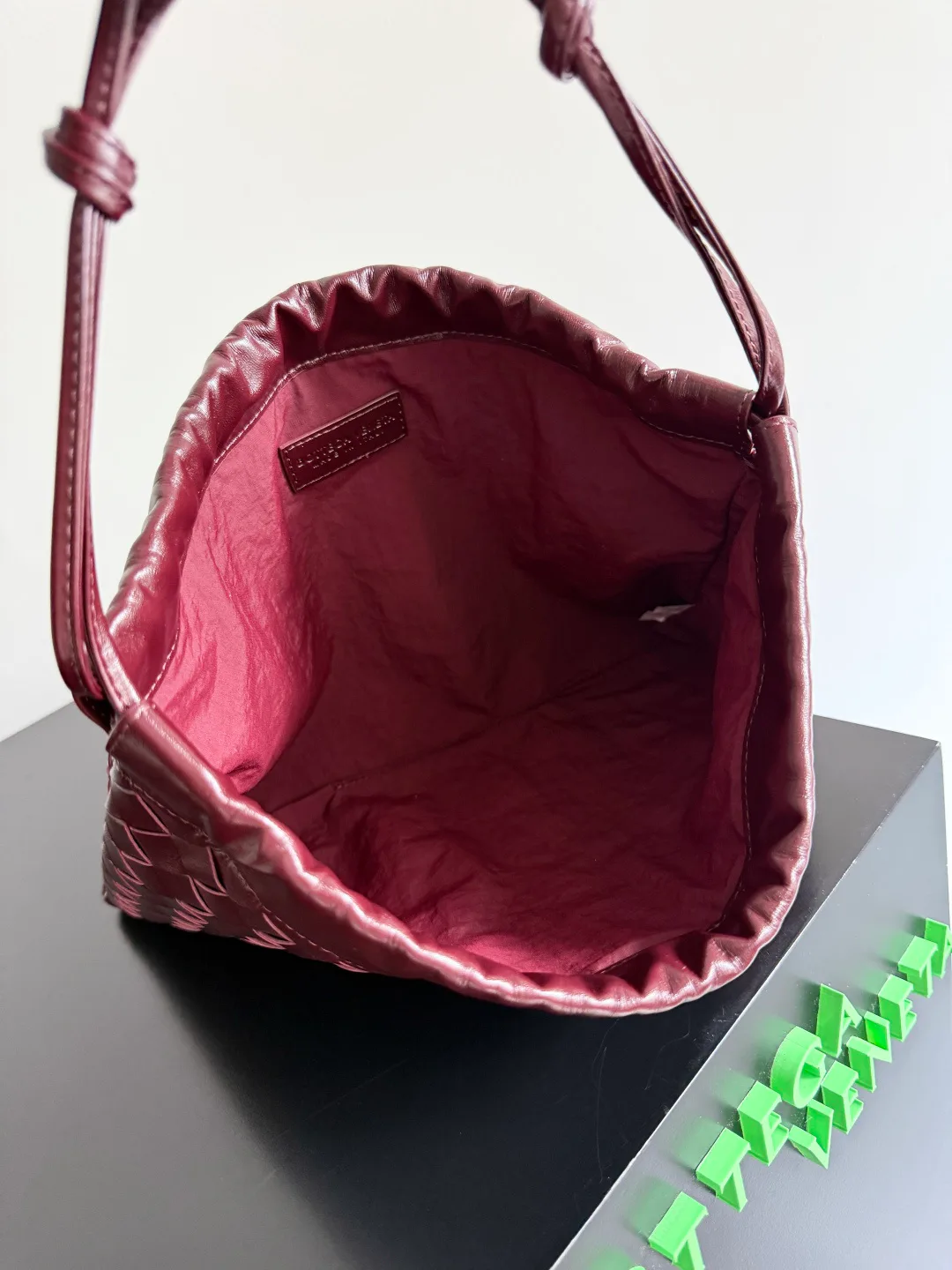 Сумки На Ремне Женские Bottega Veneta 11255459