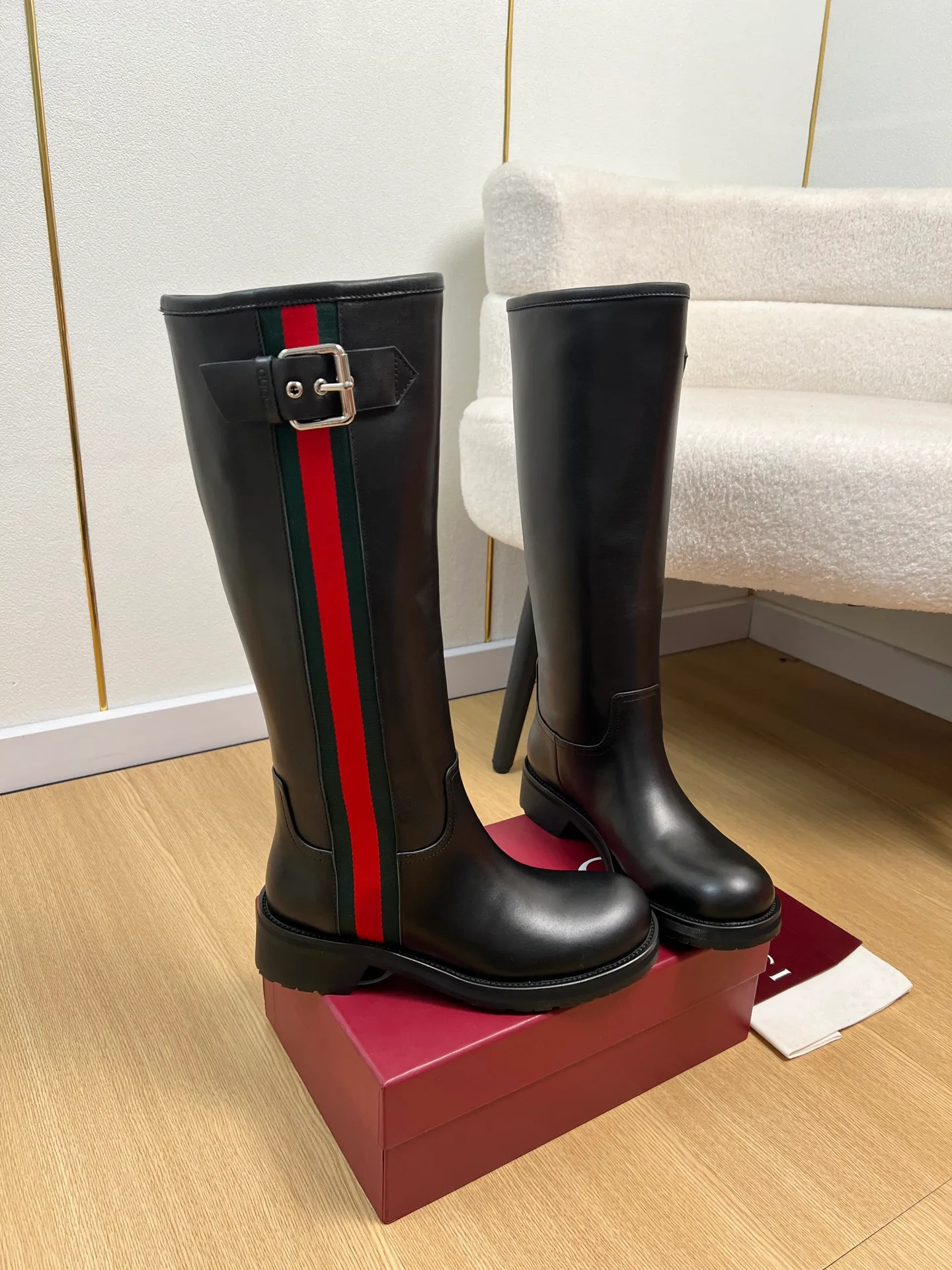 Сапоги Женские Gucci 18152927