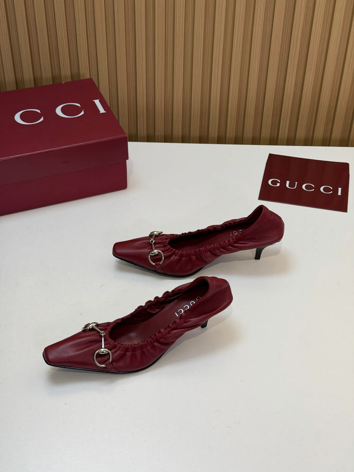 Туфли Женские Gucci 17903802