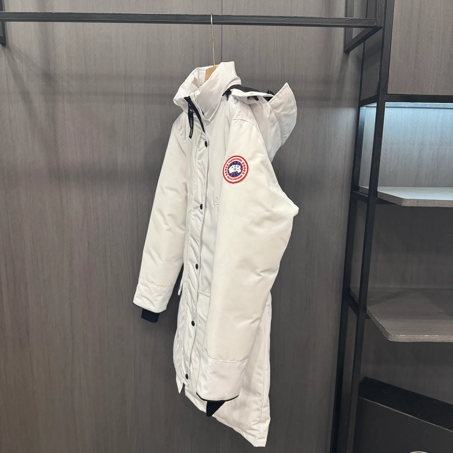 Куртки И Пуховики Женские Canada Goose 18845566