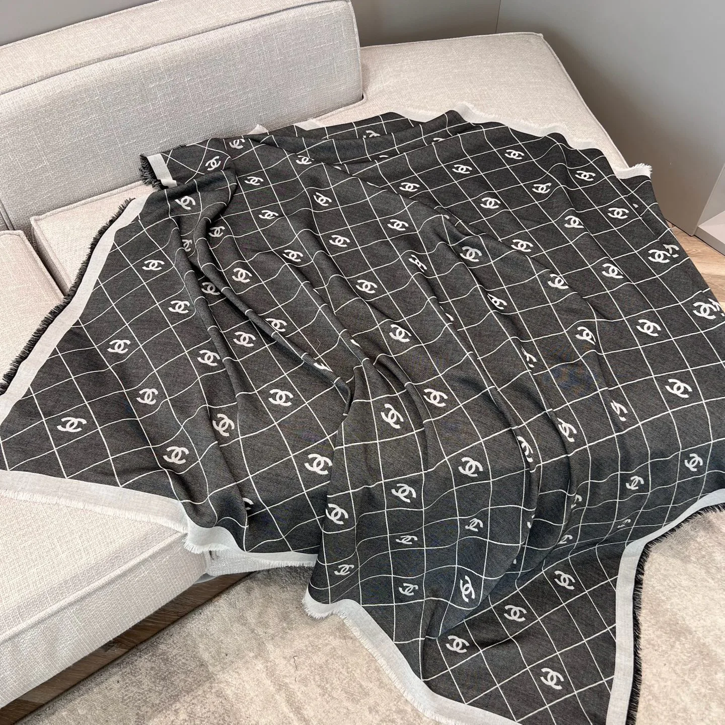 Шарфы Chanel 240038