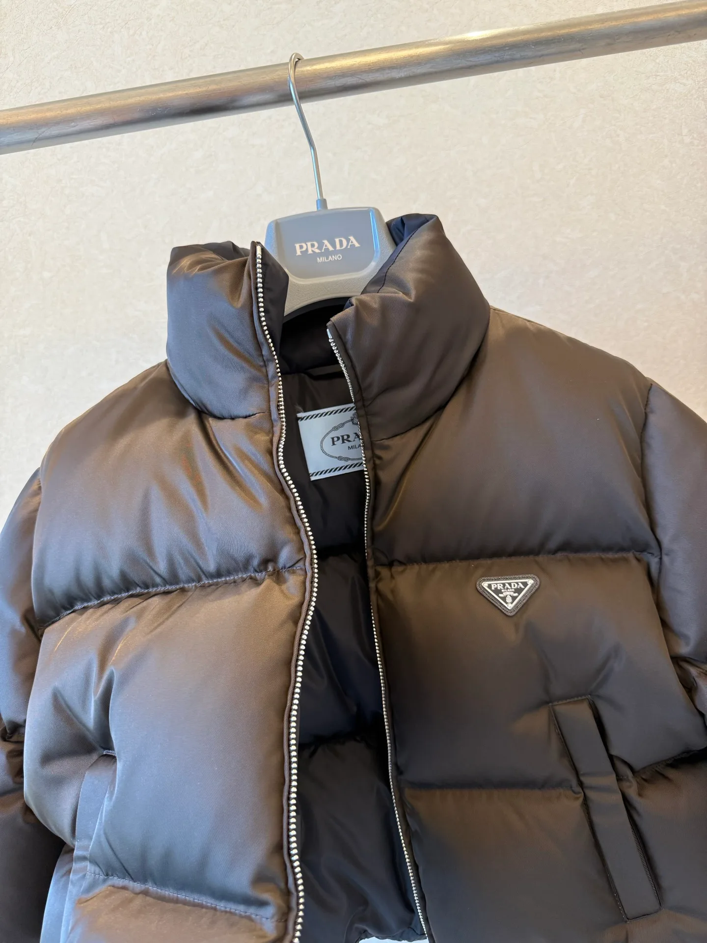Куртки И Пуховики Женские Prada 19315322