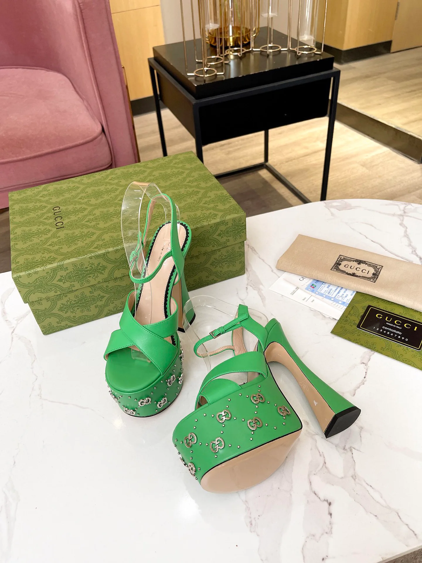 Босоножки Женские Gucci 18709072