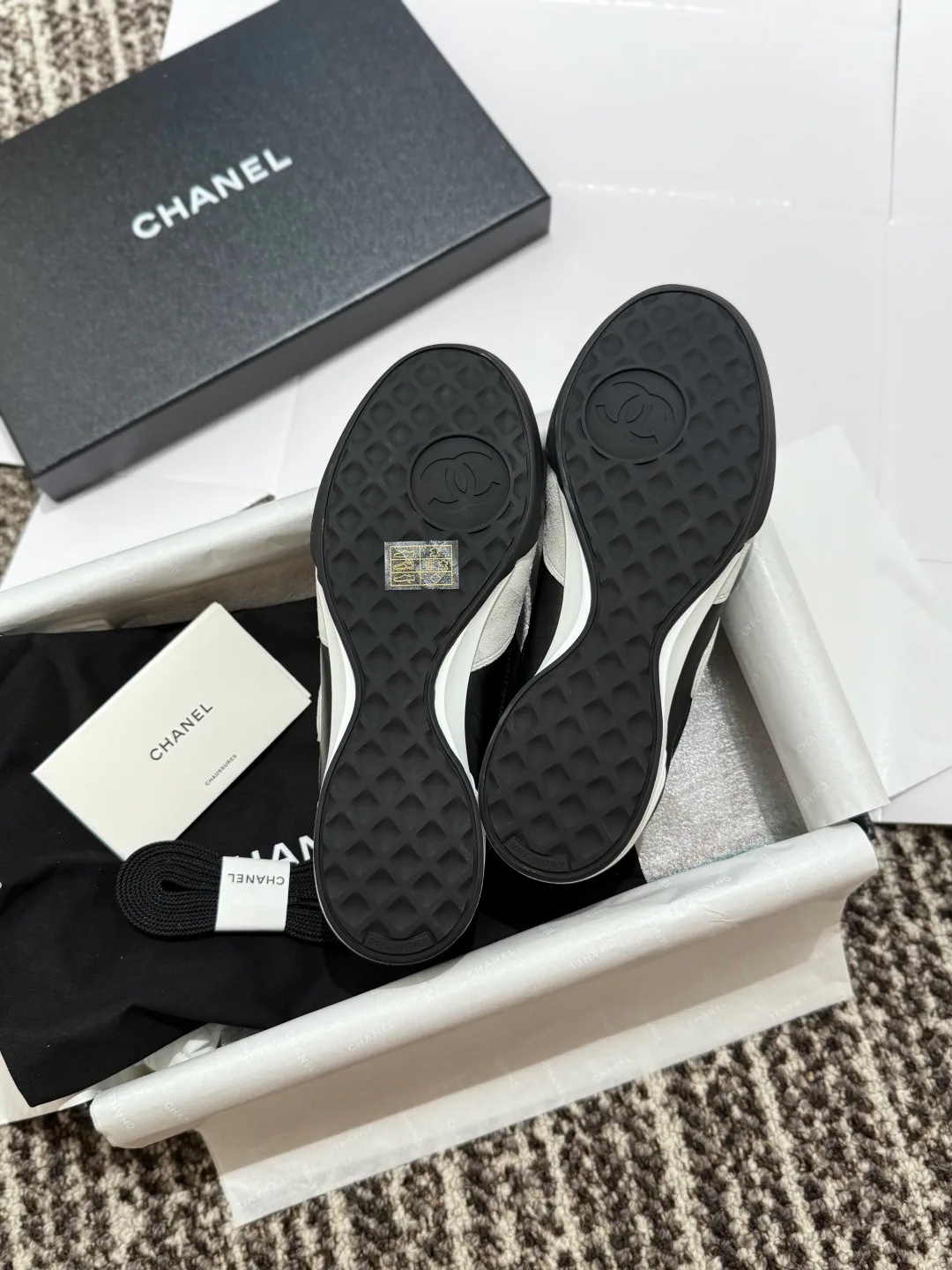 Кроссовки Женские Chanel 13454902