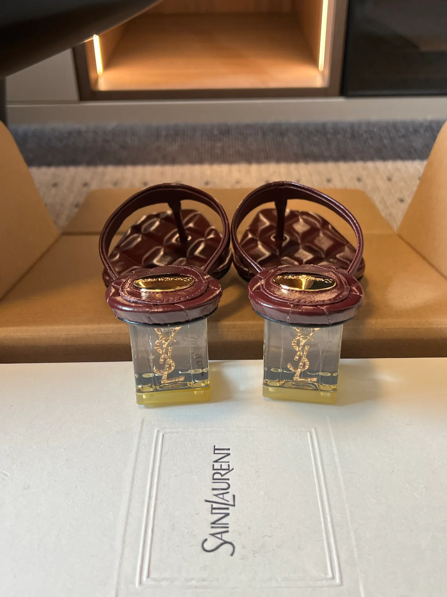 Босоножки Женские Saint Laurent 17946754