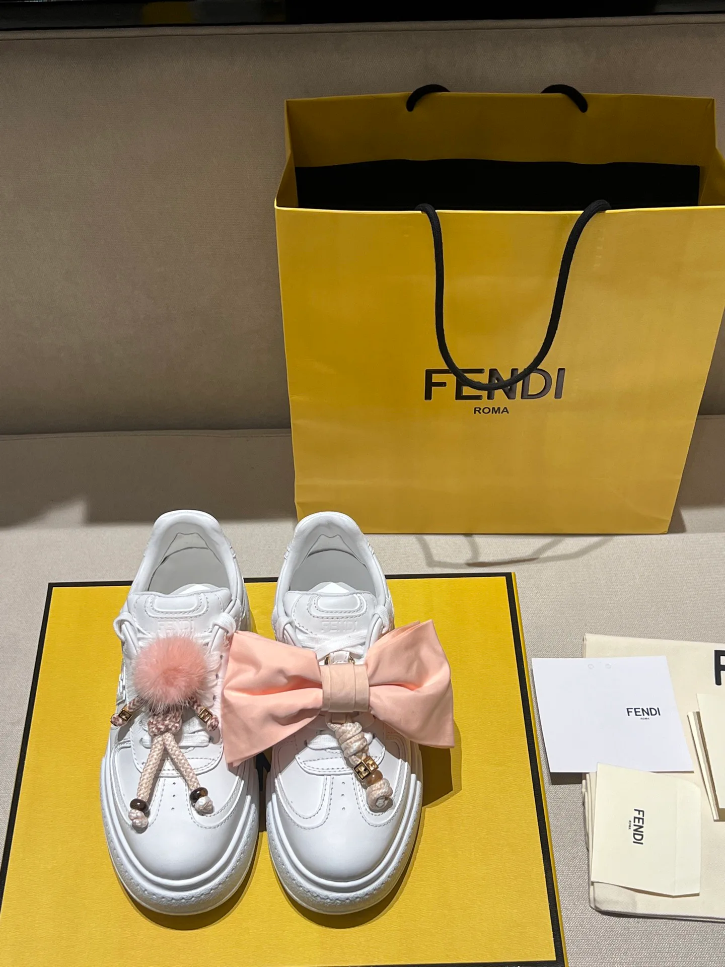 Кроссовки Женские Fendi 18020695