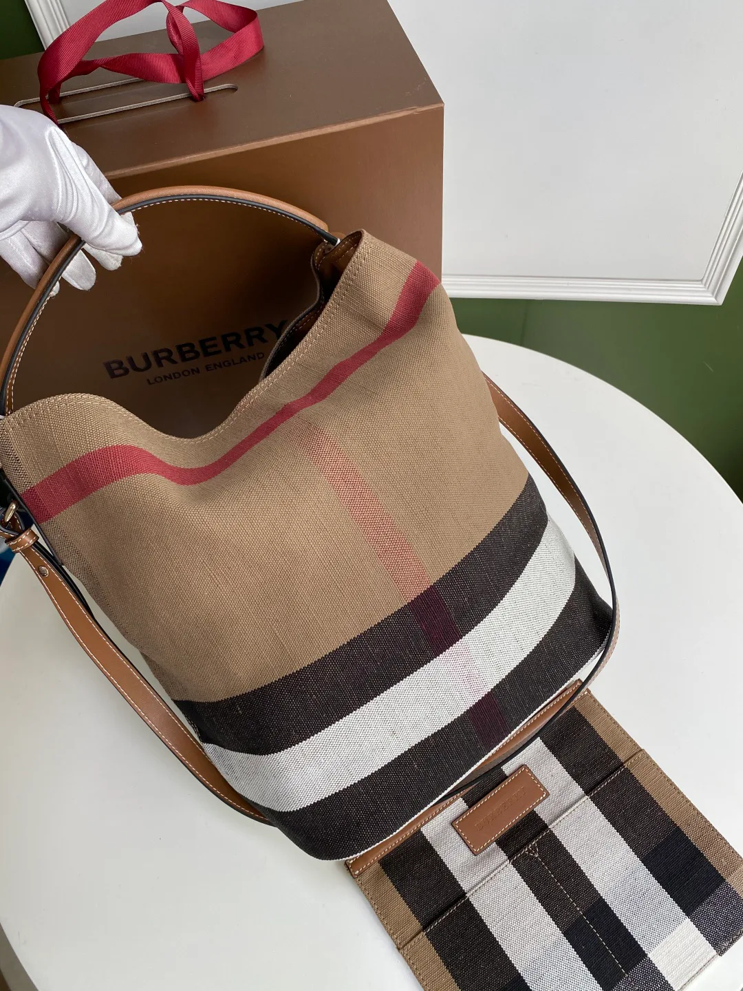 Сумки На Ремне Женские Bottega Veneta 4305174