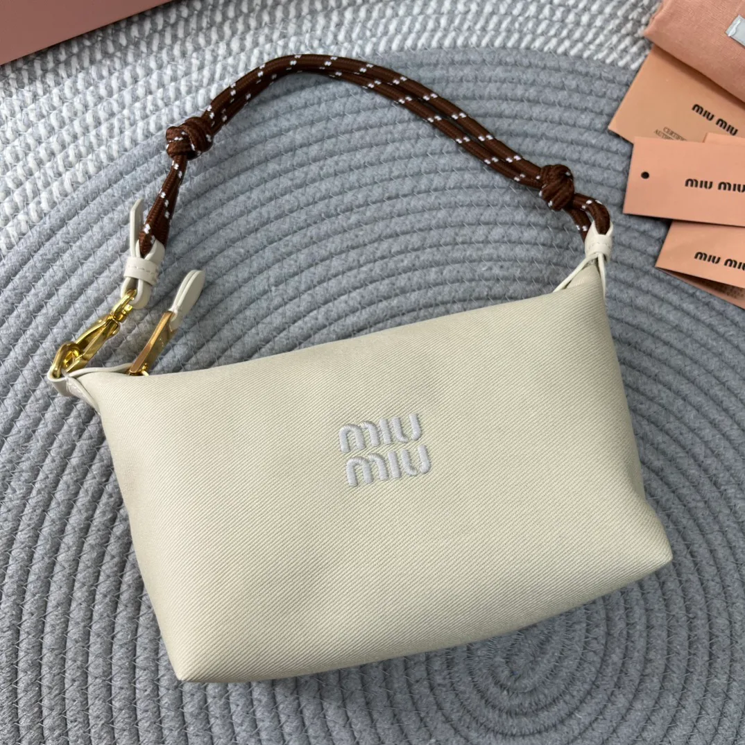Сумки На Ремне Женские Miu Miu 143837