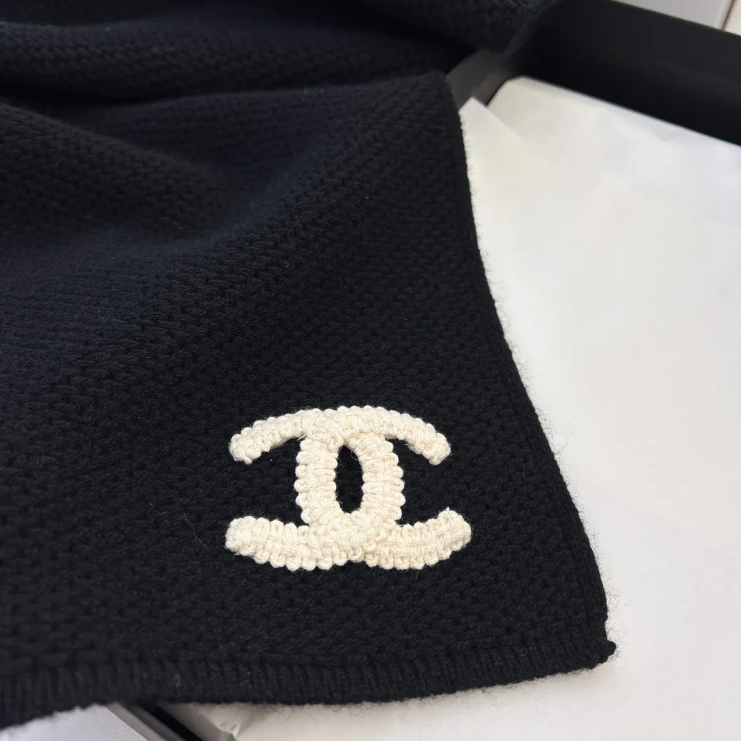 Шарфы Chanel 414337