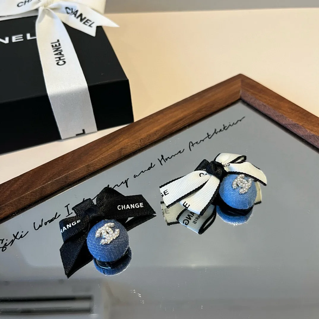 Головные Уборы Chanel 10611560