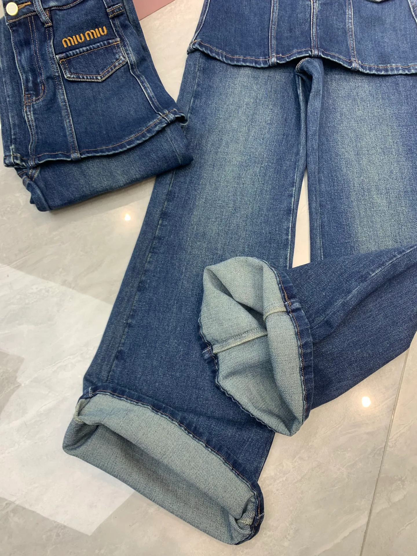 Джинсы Женские Miu Miu 18247050