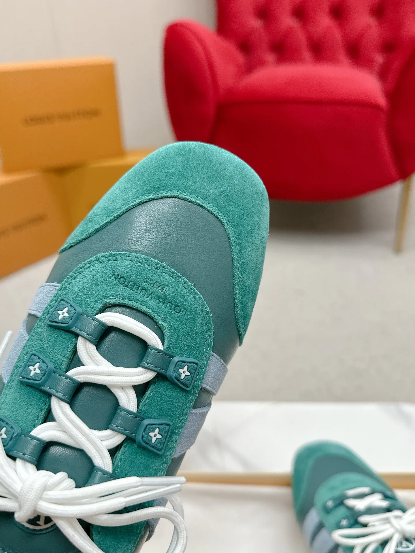 Кроссовки Женские Louis Vuitton 97337