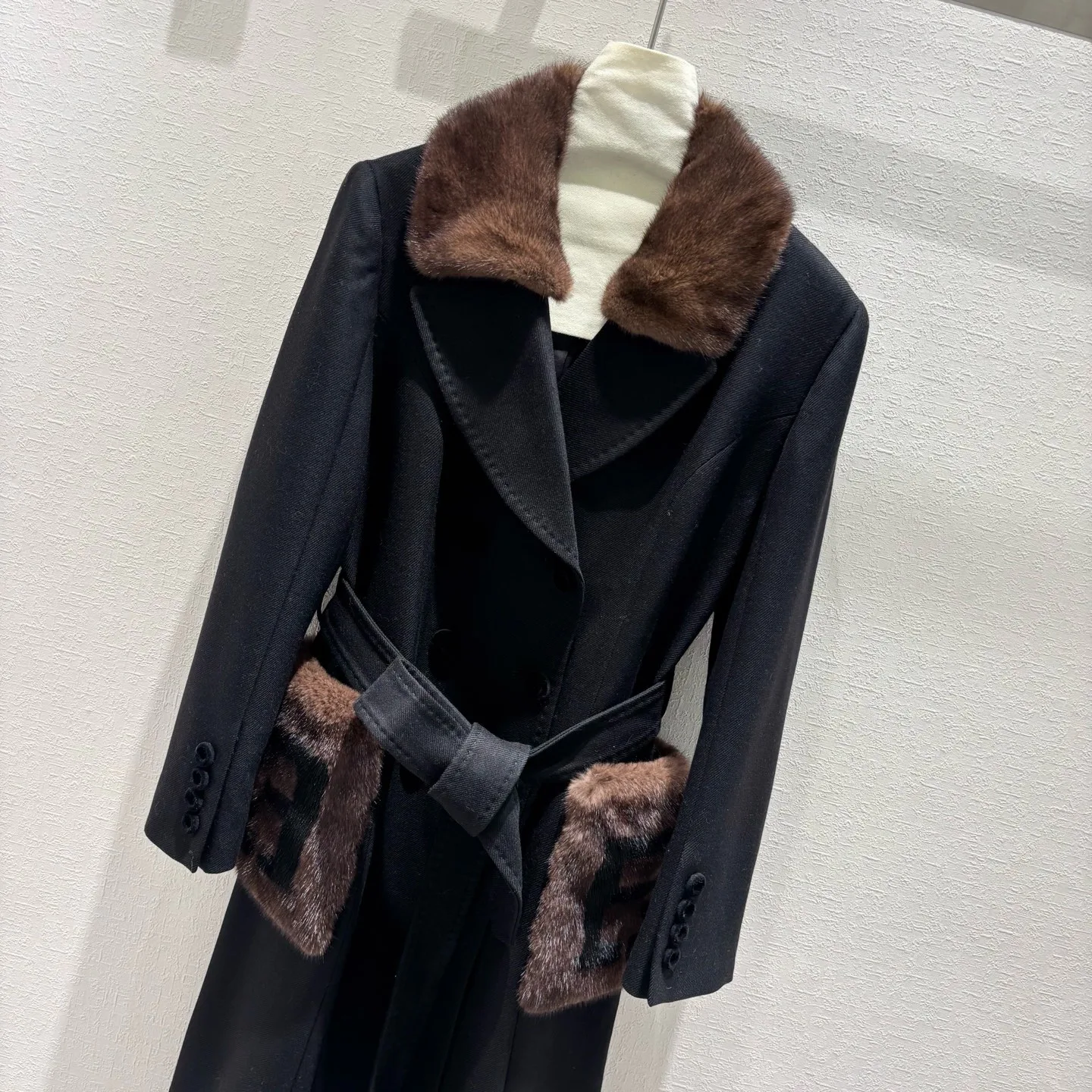 Пальто Женские Fendi 19485430