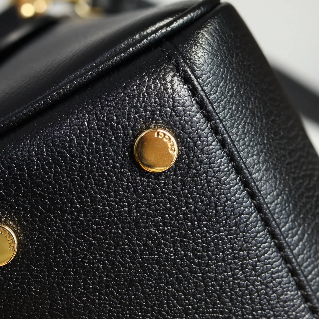 Классические Сумки Женские Gucci 13561415