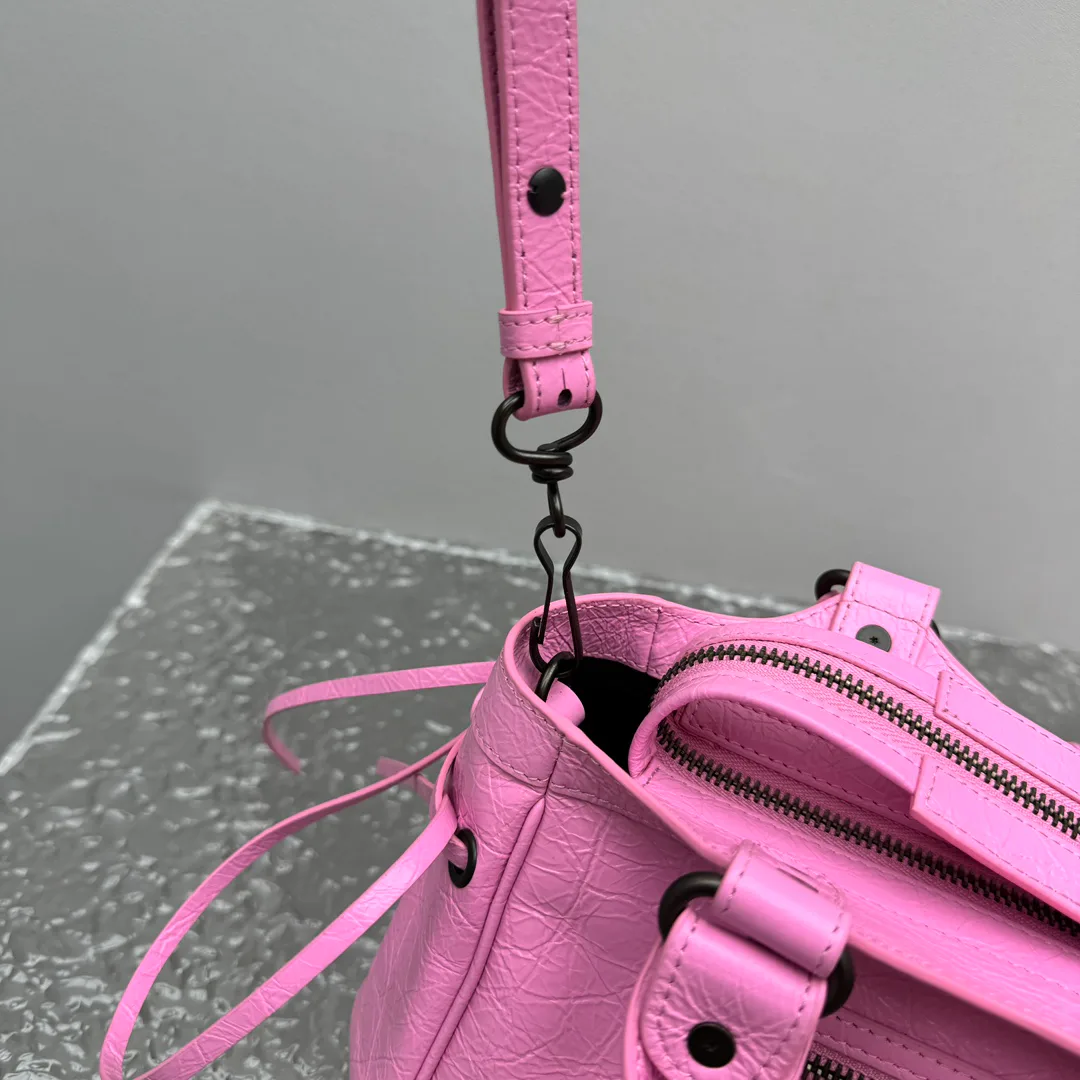 Сумки На Ремне Женские Balenciaga 11451441