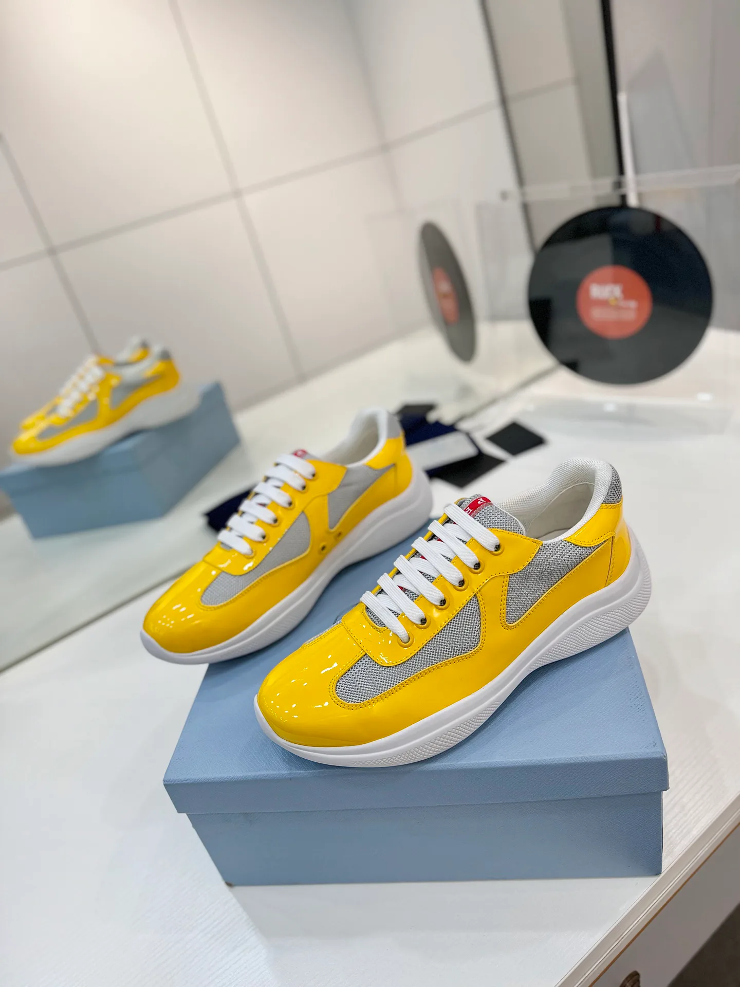 Кроссовки Женские Prada 2019171