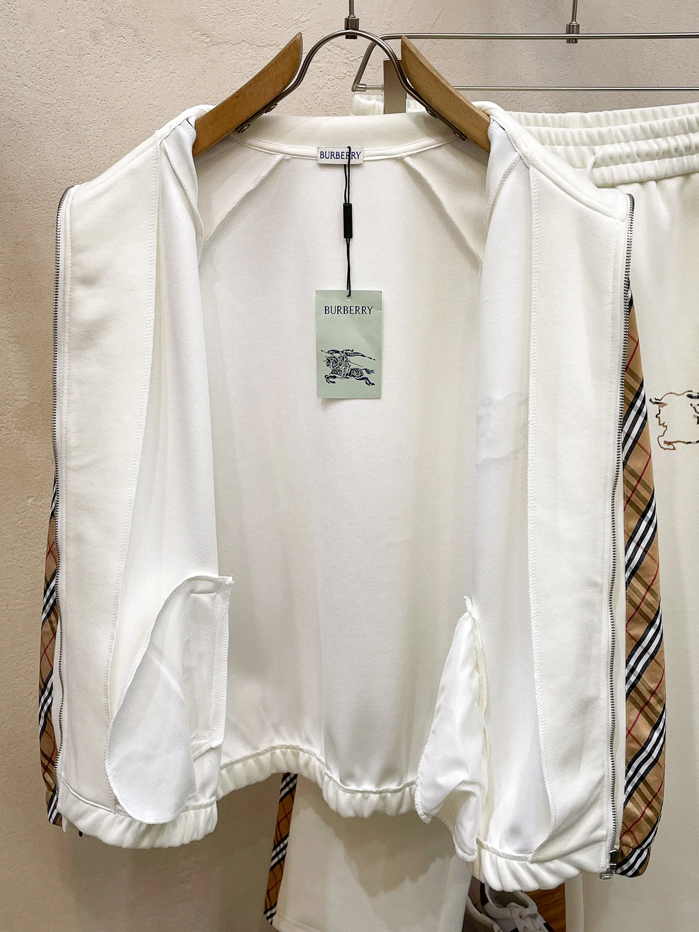 Костюмы Мужские Burberry 235400