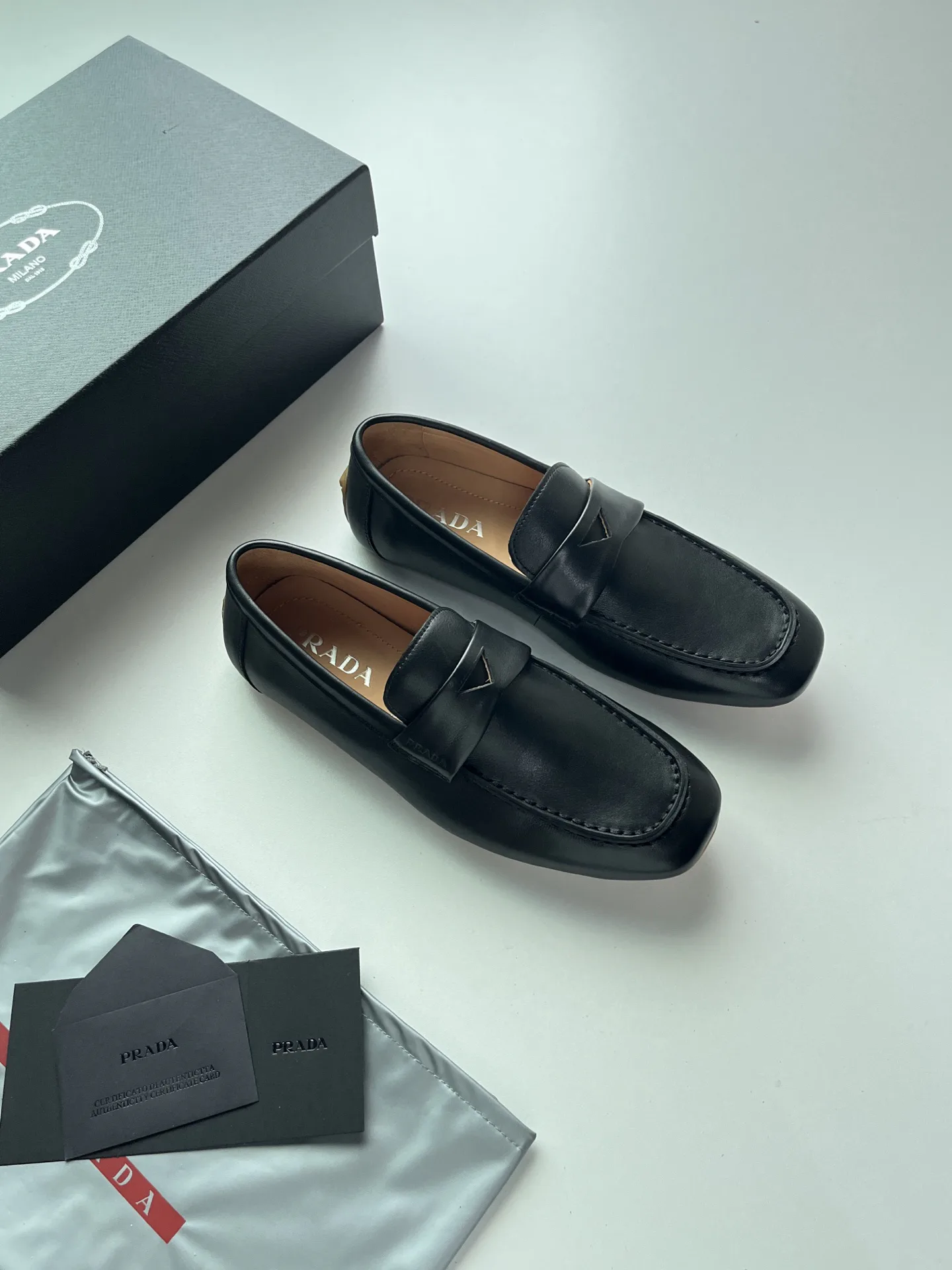 Лоферы И Туфли Мужские Prada 18744038