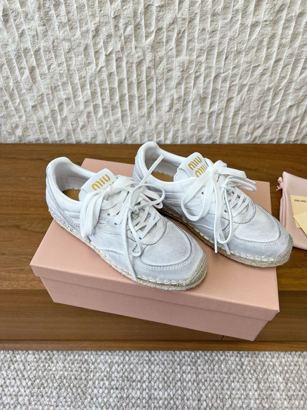 Кроссовки Женские Miu Miu 850616