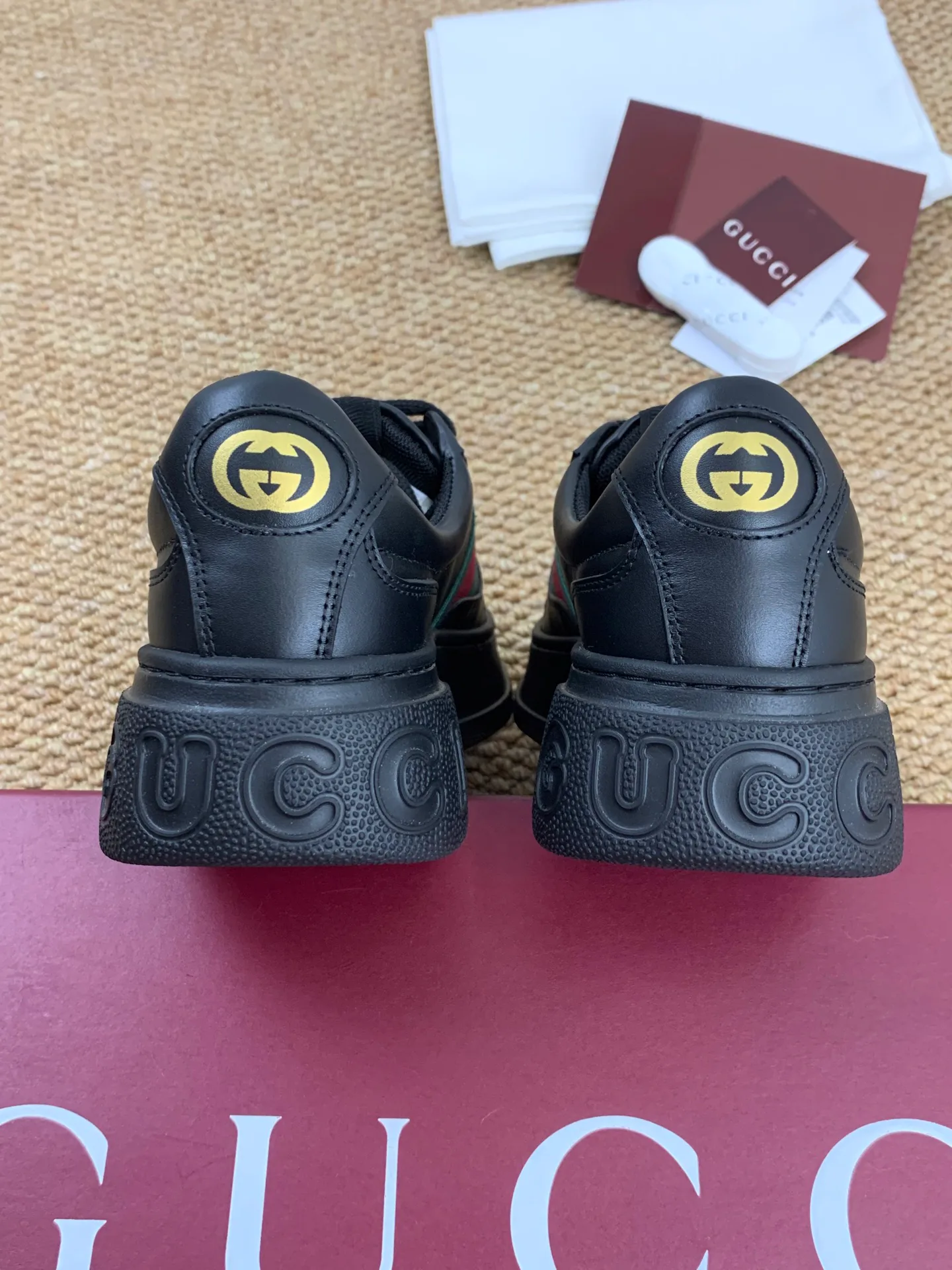 Кроссовки Женские Gucci 17545192