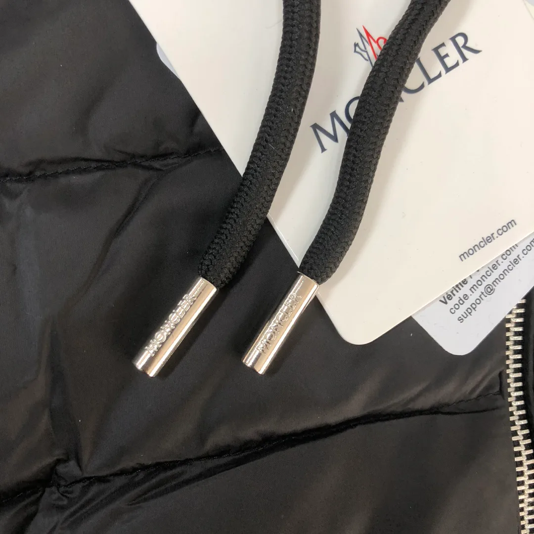 Куртки И Пуховики Мужские Moncler 375473