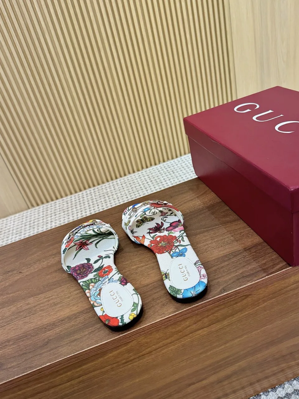 Сандалии Женские Gucci 11529288