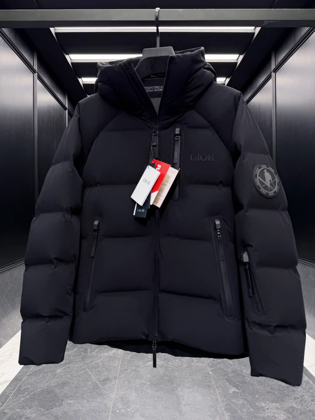 Куртки И Пуховики Женские Christian Dior 18007710