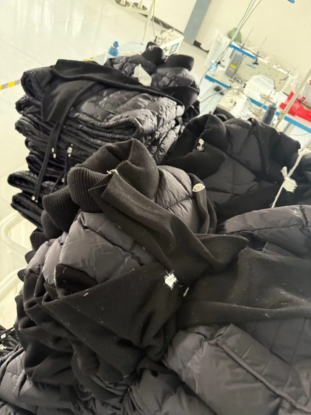 Куртки И Пуховики Женские Moncler 18722814