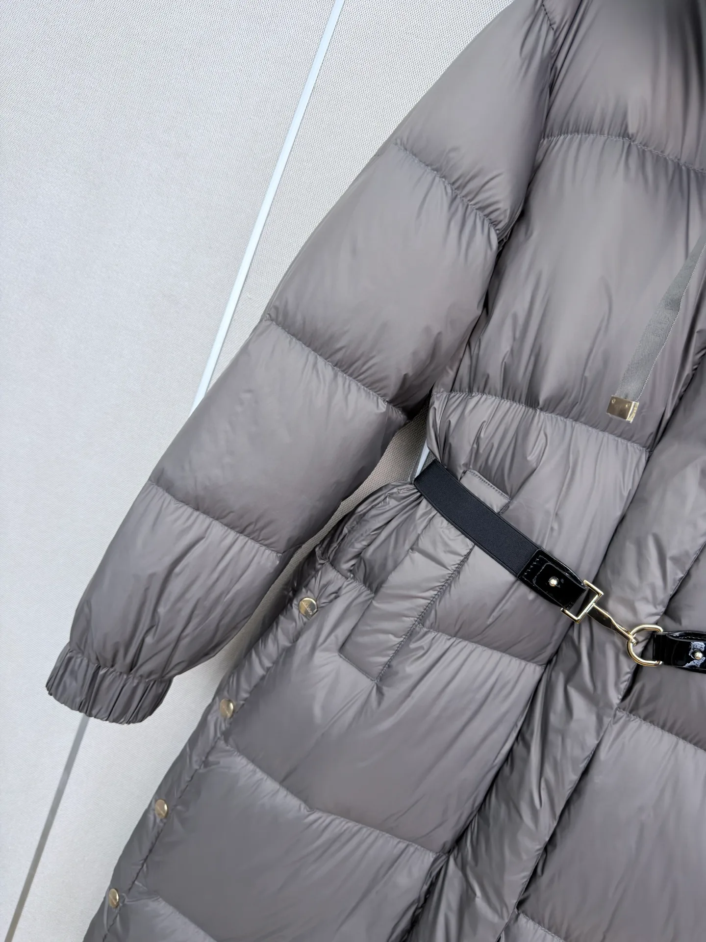 Куртки И Пуховики Женские Max Mara 18108880