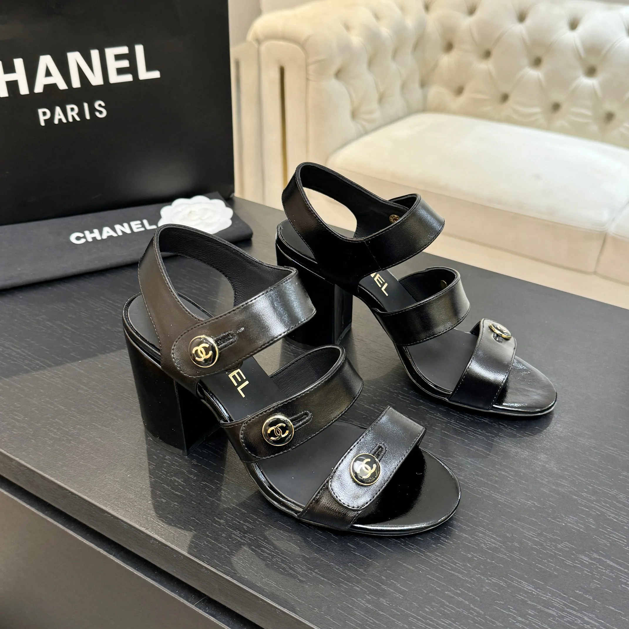 Сандалии Женские Chanel 10235855
