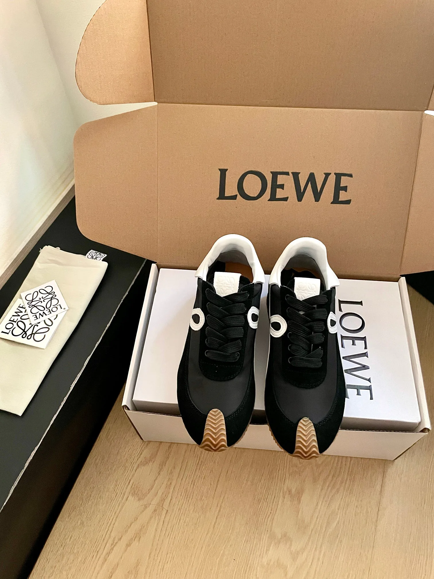 Кроссовки Женские Loewe 10822576