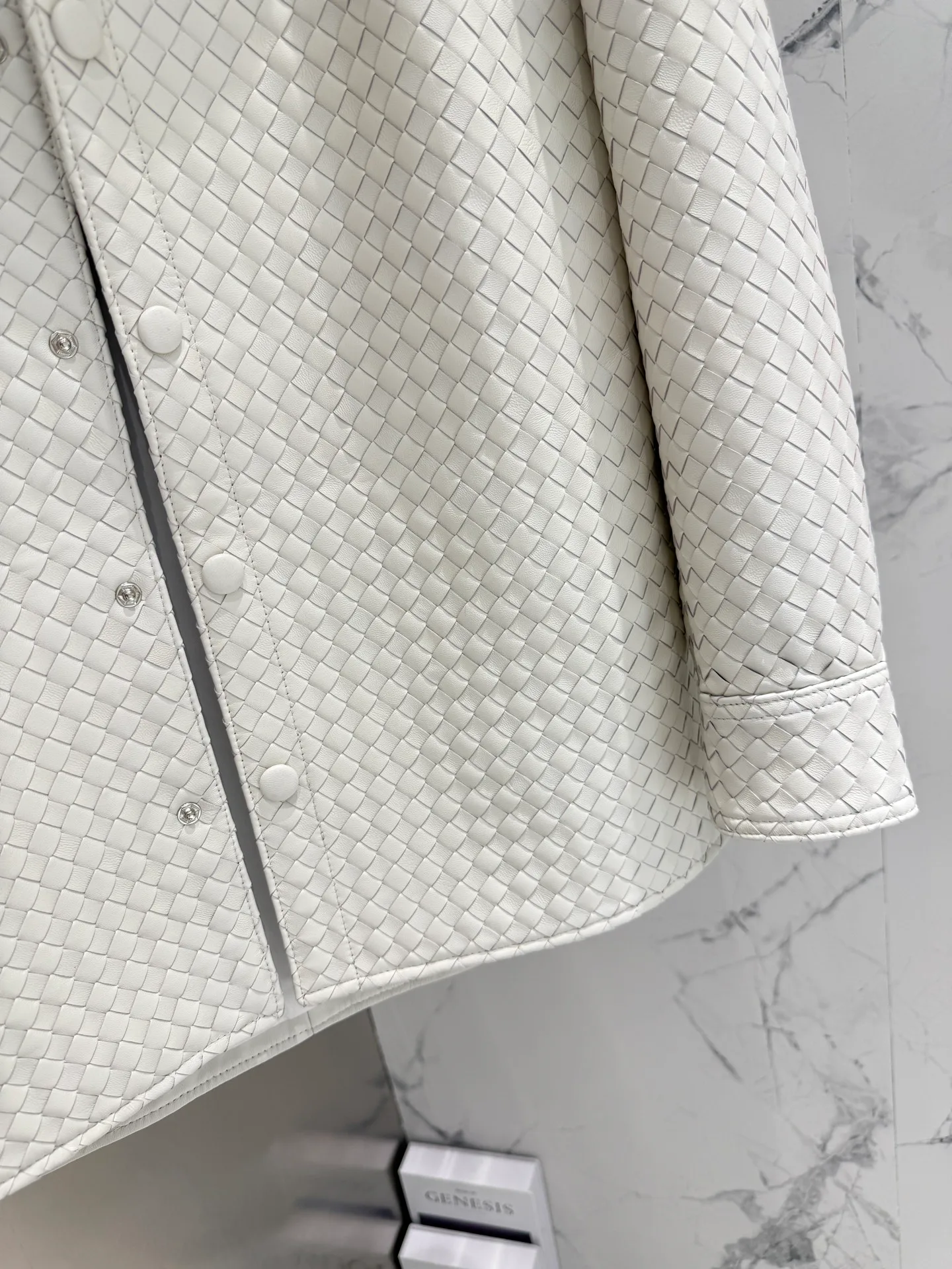 Кожаные Куртки И Дублёнки Женские Bottega Veneta 11700542