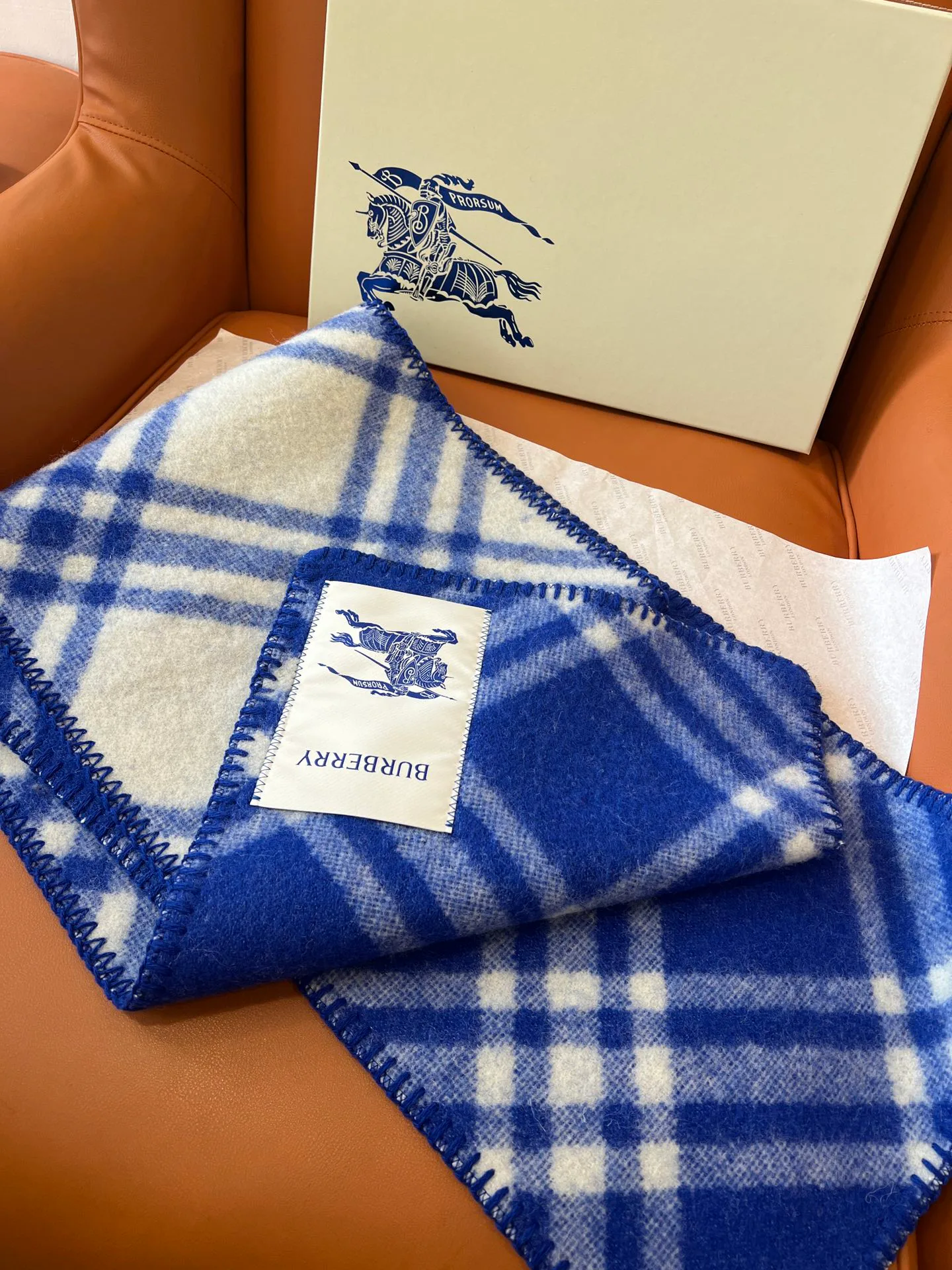 Шарфы Burberry 4518654