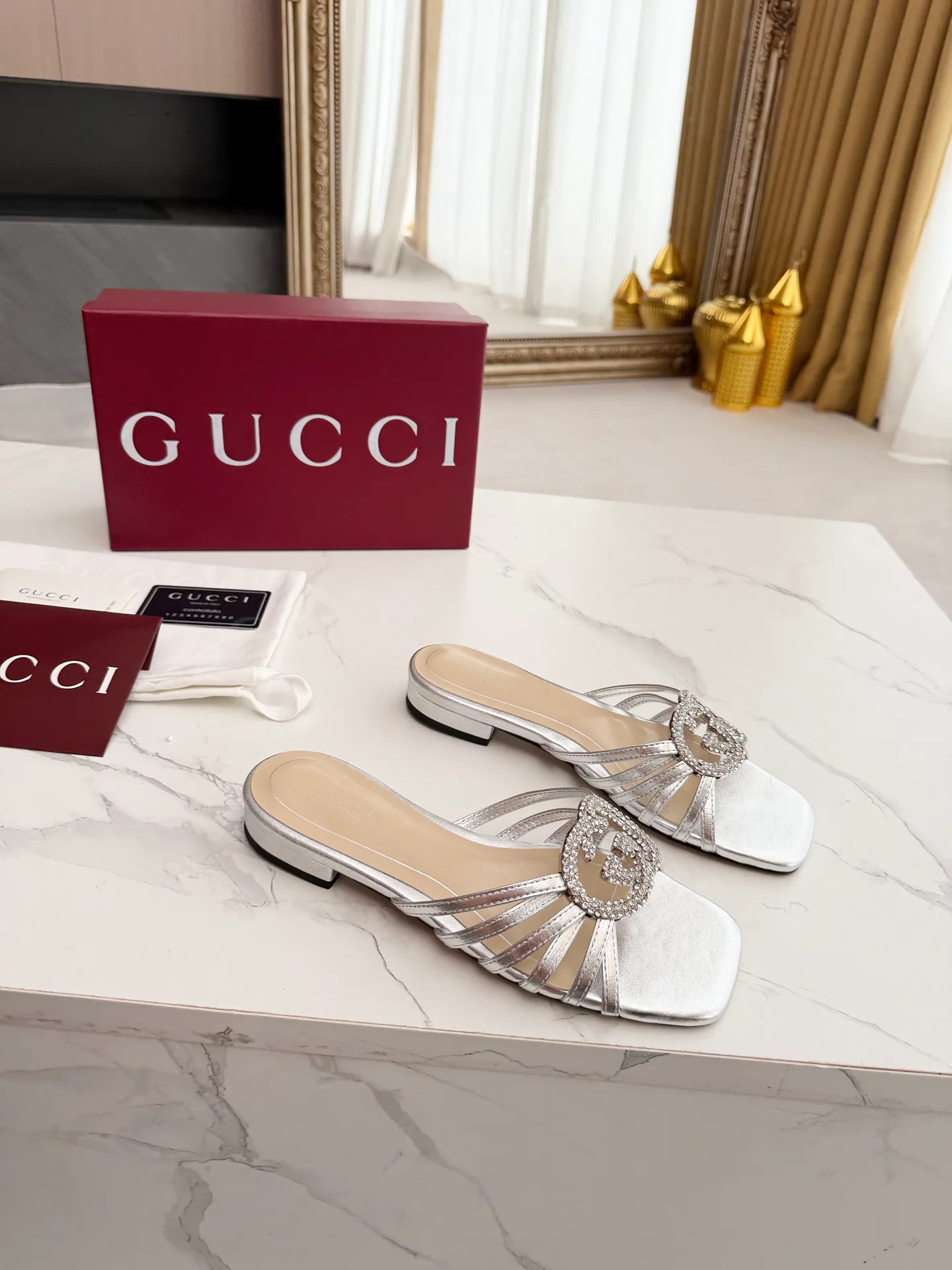Шлепанцы Женские Gucci 556091