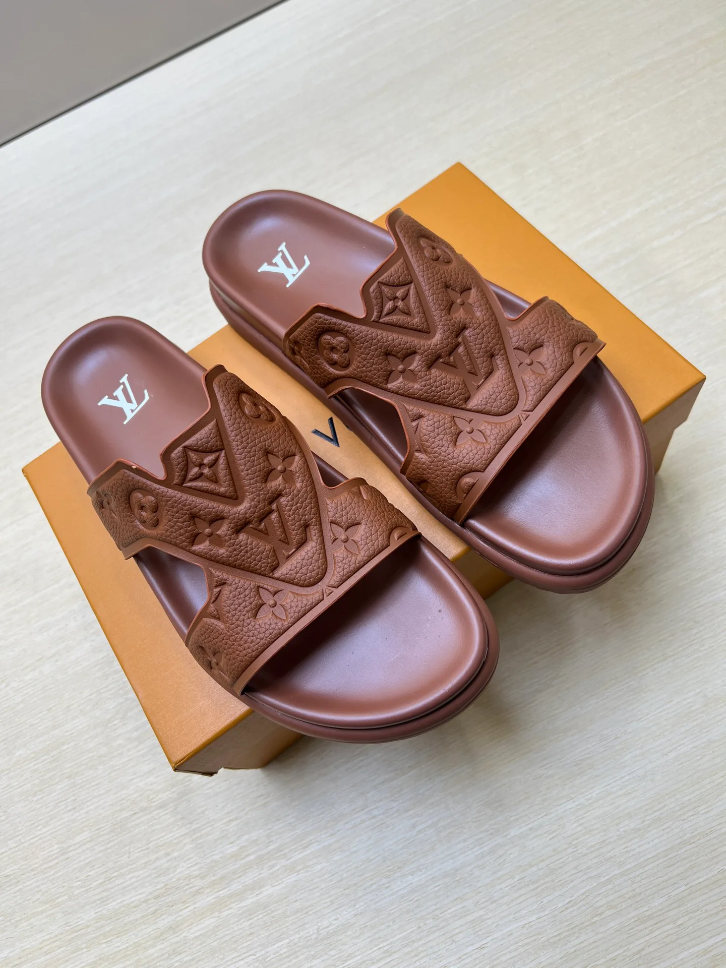 Сандалии Мужские Louis Vuitton 5043963