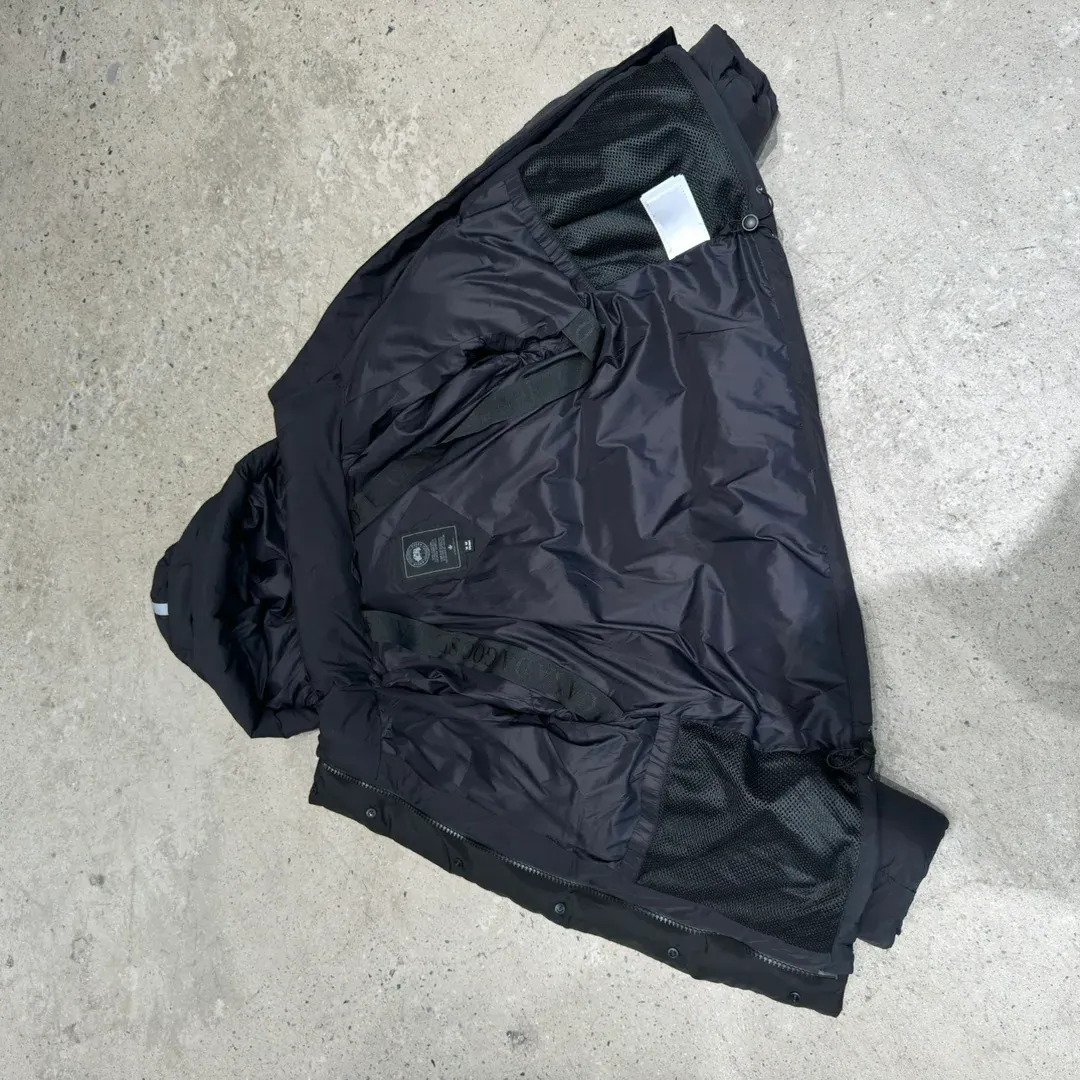 Куртки И Пуховики Женские Canada Goose 1257441