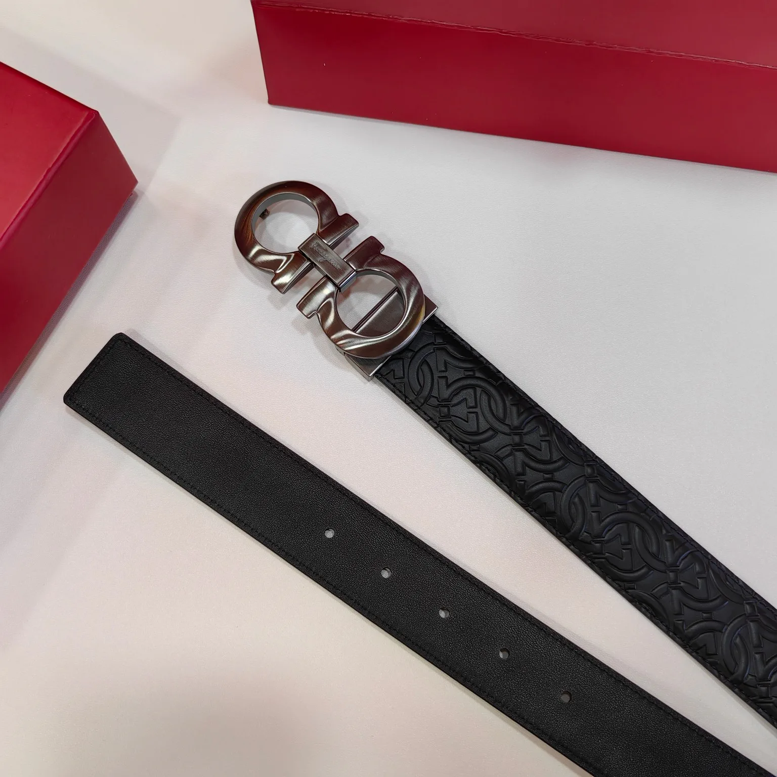 Поясные Сумки Женские Salvatore Ferragamo 11565878