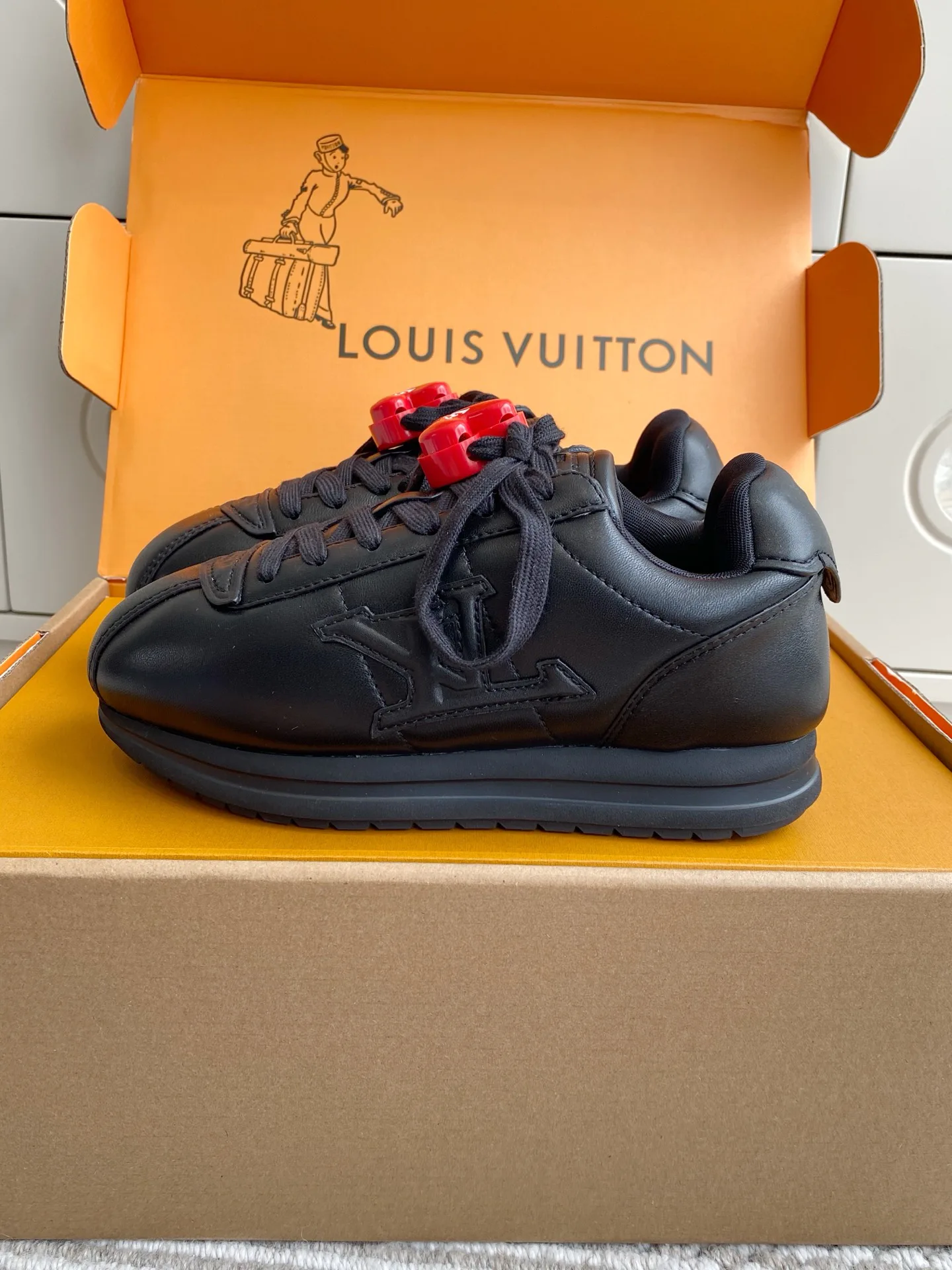 Кроссовки Женские Louis Vuitton 67104